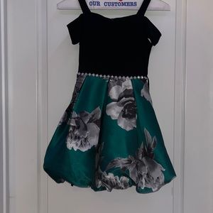 Emerald Green and Black Speechless brand dress